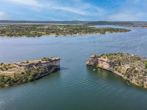 7084 W Hells Gate Dr, Strawn, TX 76475
