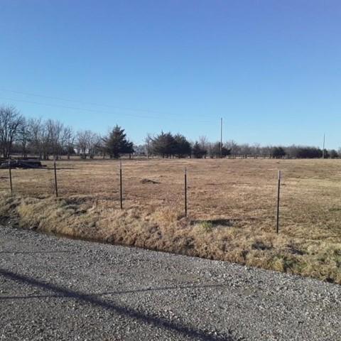 424 A Deer Ln, Celeste, TX 75423