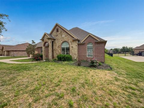 3208 Steamers Ct, Granbury, TX 76049