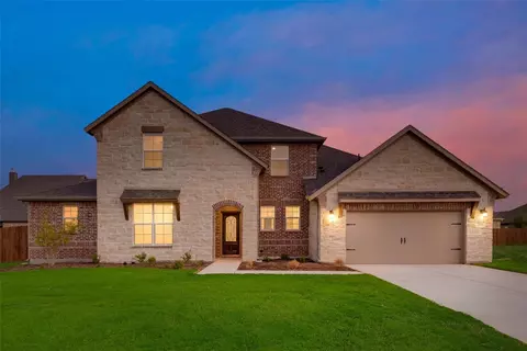 208 Pilot Dr, Caddo Mills, TX 75135