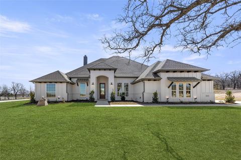 2001 Damascus Rd, Poolville, TX 76487