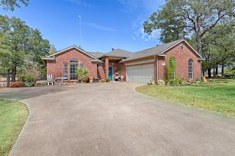 150 Howard Rd, Weatherford, TX 76088