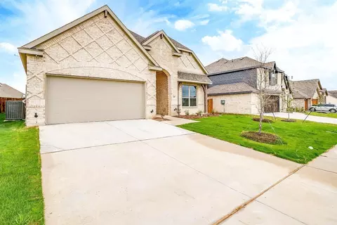 281 Resting Place Rd, Waxahachie, TX 75165