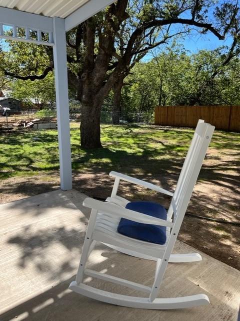 906 E Walcott Ave, Comanche, TX 76442 photo 6
