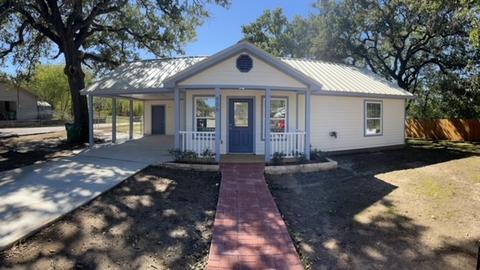 906 E Walcott Ave, Comanche, TX 76442 photo 1