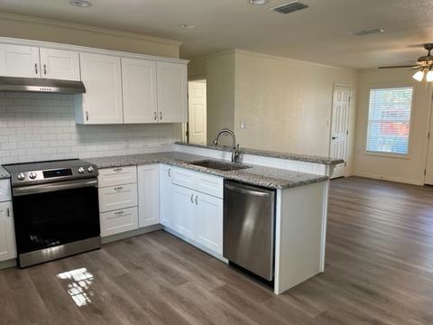 906 E Walcott Ave, Comanche, TX 76442 photo 10
