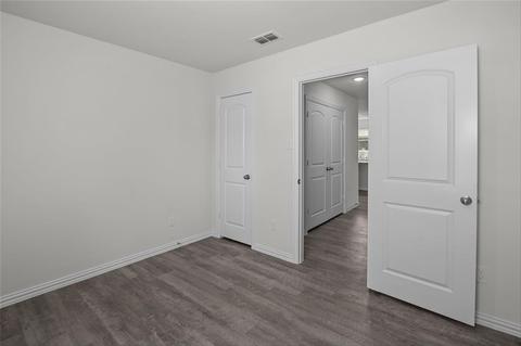 809 S Sutton St, Mabank, TX 75147 photo 11