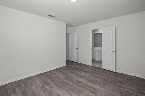 809 S Sutton St, Mabank, TX 75147 photo 6