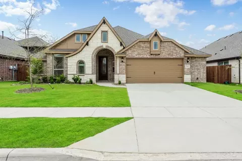 1942 Snowball Ln, Glenn Heights, TX 75154