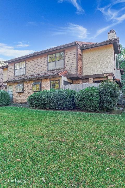 5454 Financial Plz #13B, Shreveport, LA 71129