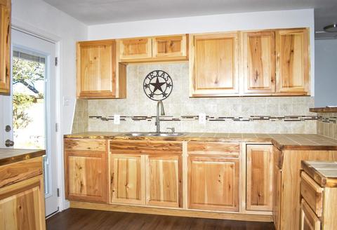 1102 Bee St, Brady, TX 76825 photo 6