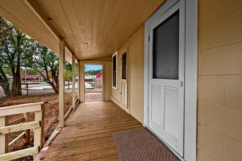 101 Grayson St, Pottsboro, TX 75076