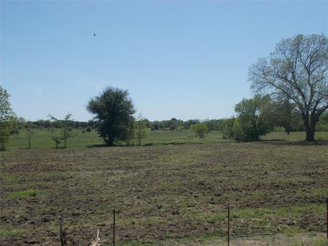 APT 5 Co Rd 4067, Scurry, TX 75158