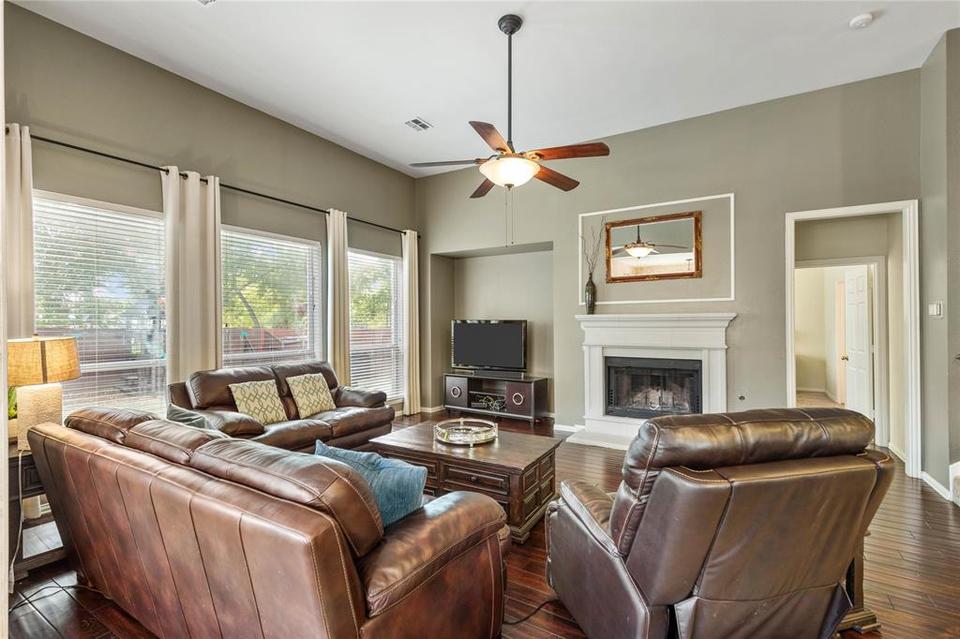  1706 Tealwood Ln, Corinth, TX 76210 photo 7