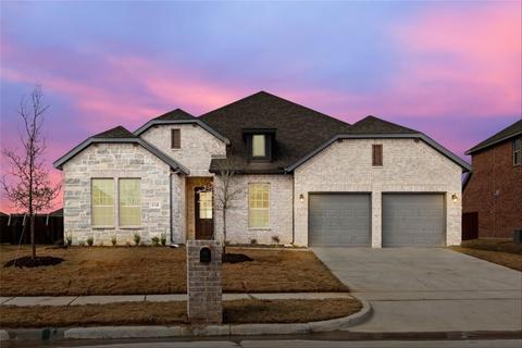 118 SE Chaco Se Dr, Forney, TX 75126