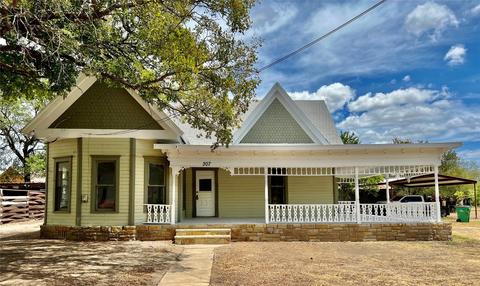 307 N Grafton St, Dublin, TX 76446