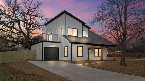 1228 S Rusk St W, Sherman, TX 75090