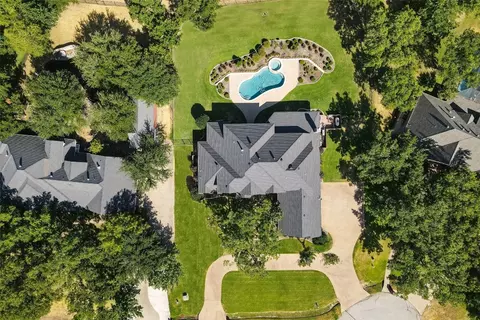 5618 Equestrian Ct, Granbury, TX 76049