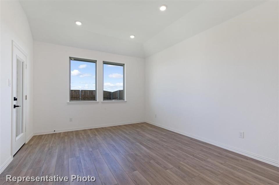  1412 Gentle Creek Ln, Haslet, TX 76052 photo 11