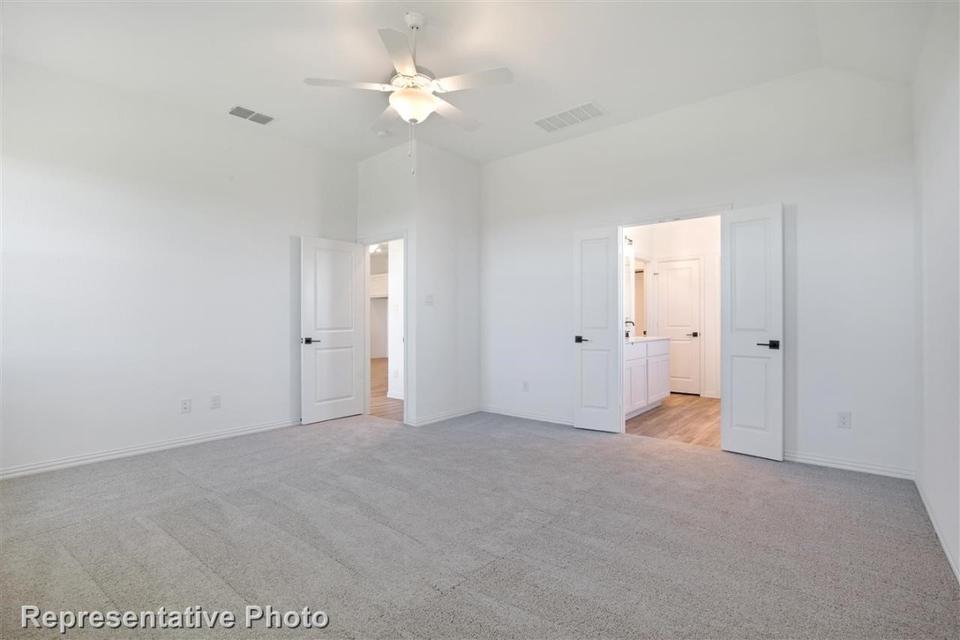  1412 Gentle Creek Ln, Haslet, TX 76052 photo 12