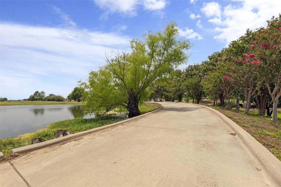  1412 Gentle Creek Ln, Haslet, TX 76052 photo 26