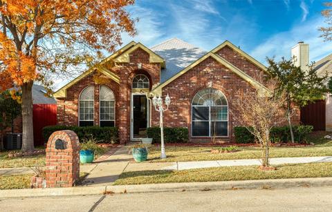 1809 Dew Valley Dr, Carrollton, TX 75010