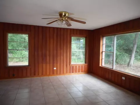 1102 Reynolds St, Springhill, LA 71075 photo 7