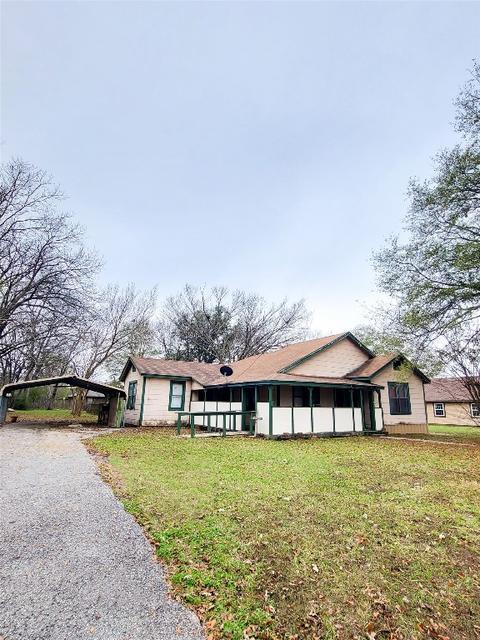 229 E Main St, Van, TX 75790