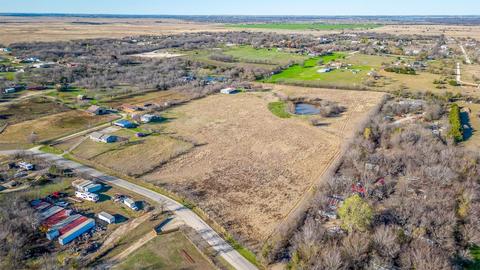 4020 Chisholm Trl, Crowley, TX 76036