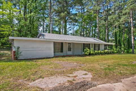 109 N Jefferson St, Lone Star, TX 75668