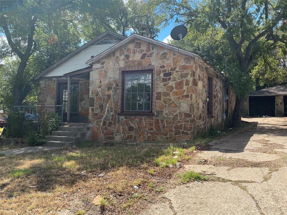 612 18th St, Mineral Wells, TX 76067 2 Photos MLS 20223839 Movoto