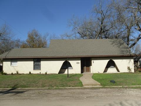 107 NE 7th St, Hubbard, TX 76648