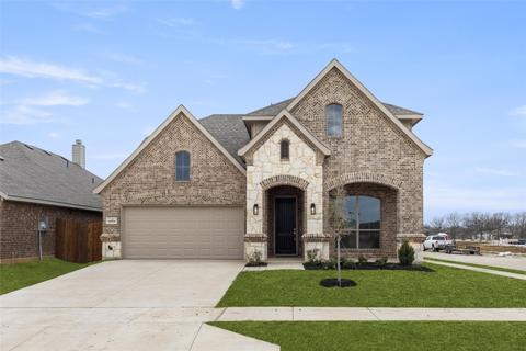 9900 Ginkgo Ln, Crowley, TX 76036