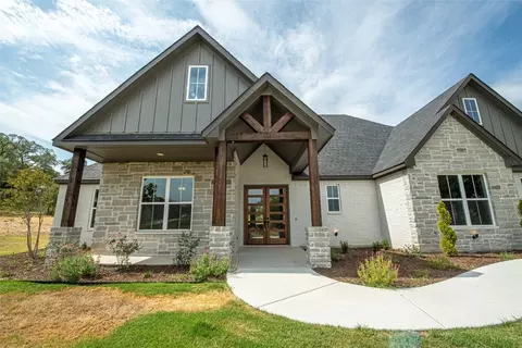 2005 Shady Creek Xing, Azle, TX 76020