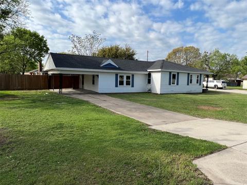 306 W Red Oak Rd, Red Oak, TX 75154