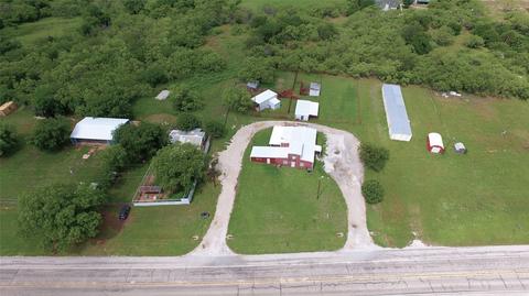 509 N Carroll St, Henrietta, TX 76365