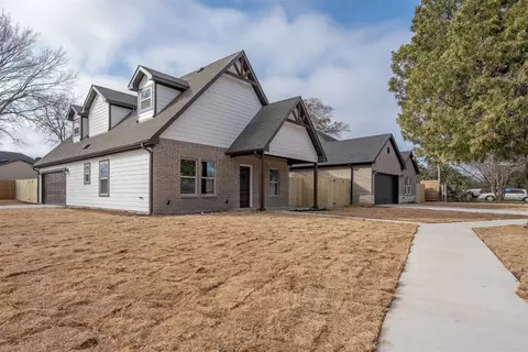 8901 Silver Creek Rd, White Settlement, TX 76108