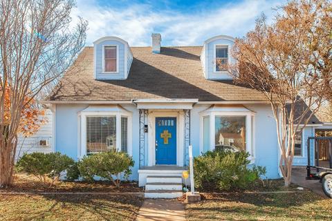 1704 S Pine St, Brady, TX 76825
