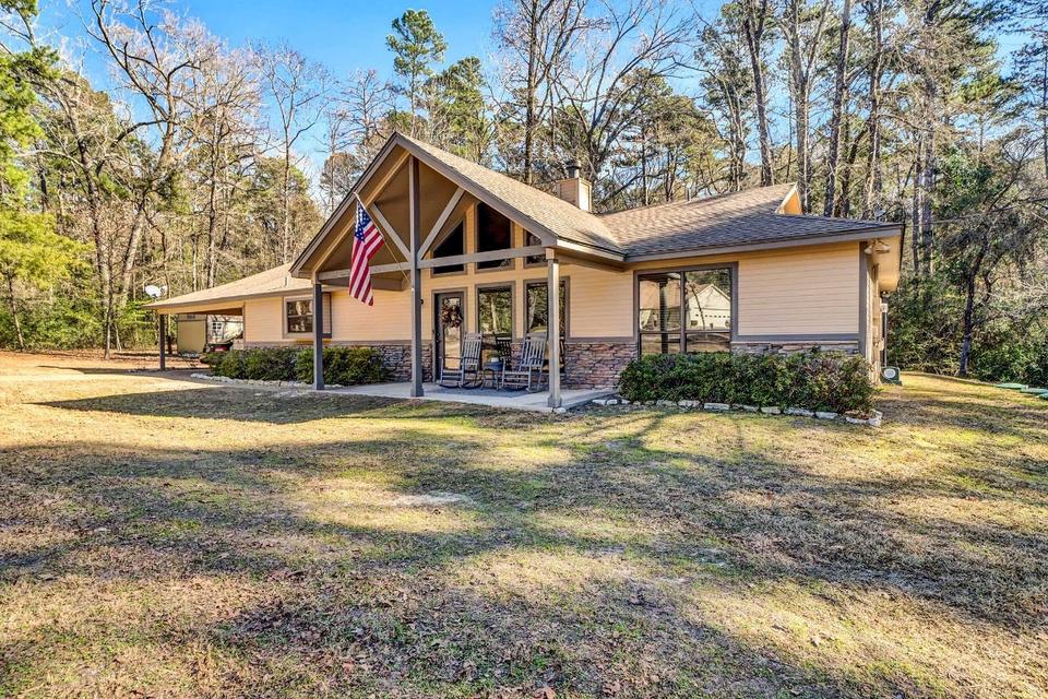 231 Winding Trl, Holly Lake Ranch, TX 75765 1 photo Movoto