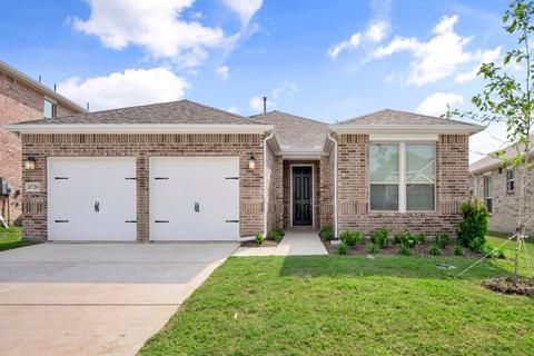 8720 Rock Hibiscus Dr, Fort Worth, TX 76131