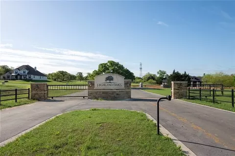 2012 Beauty Berry Ct, Cleburne, TX 76031