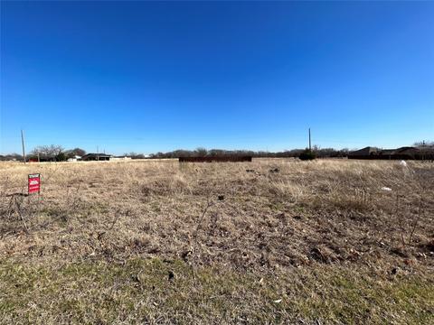 9325 Prairieview Dr, Fort Worth, TX 76134
