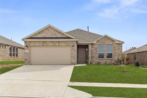 2813 Rose Heath Ln, Fort Worth, TX 76108