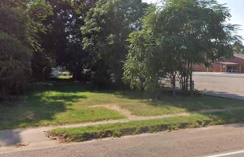 127 N Avenue D Ave, Burkburnett, TX 76354