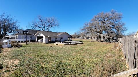 400 E Goodwin St, Bangs, TX 76823 photo 26