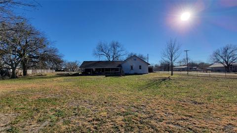 400 E Goodwin St, Bangs, TX 76823 photo 25