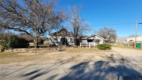 400 E Goodwin St, Bangs, TX 76823 photo 22