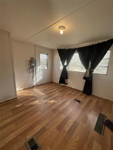 246 Nolan St, Tye, TX 79563 photo 16