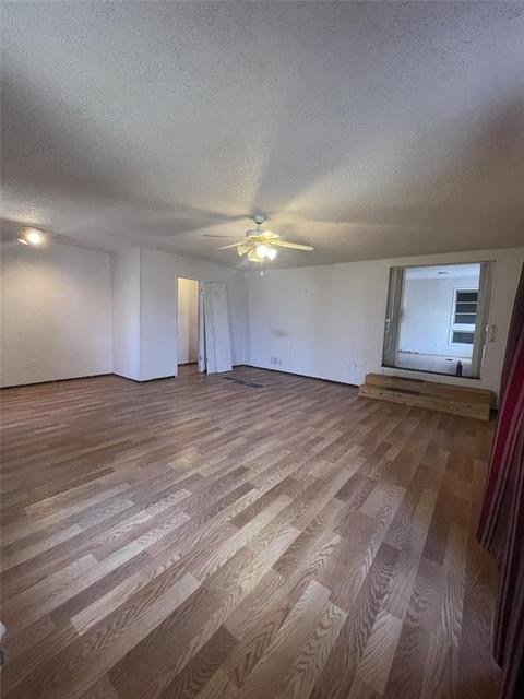 246 Nolan St, Tye, TX 79563 photo 5