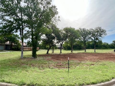 1505 Northcliff Ct, Graham, TX 76450